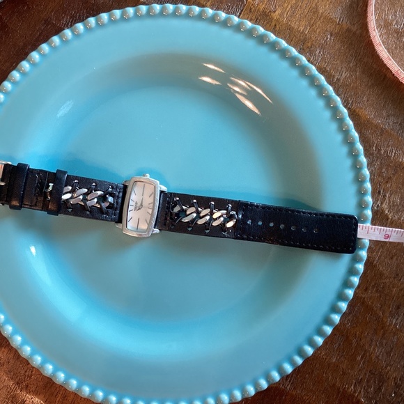 Kenneth Cole Reaction Ladies Watch with Leather Strap & imbedded Silver Links - Picture 5 of 5